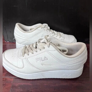 Fila White Leather Athletic Sneaker Shoes Women’s 6.5 All White EUC